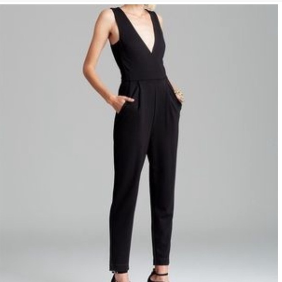 NWT French Connection Navy V-Neck Jumpsuit Size 4US - Picture 1 of 9